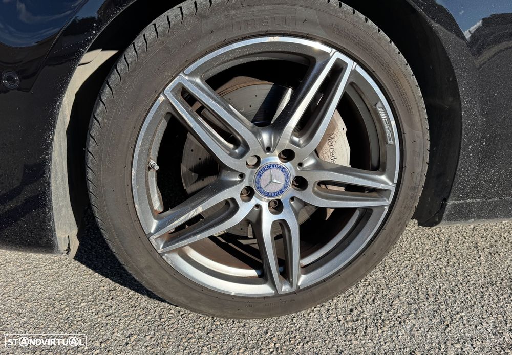 Mercedes-Benz E 220 d AMG - 4