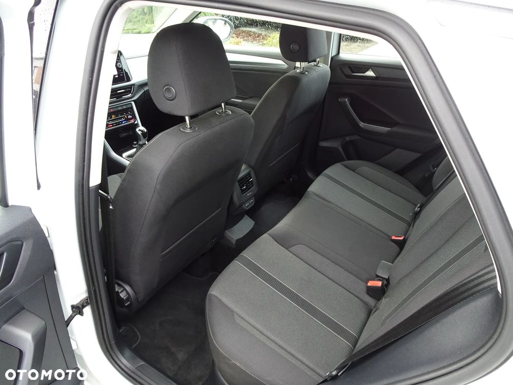 Volkswagen T-Roc 1.5 TSI Life - 16