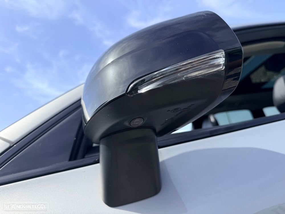 Volvo XC 60 2.0 T6 PHEV R-Design Expression AWD - 16