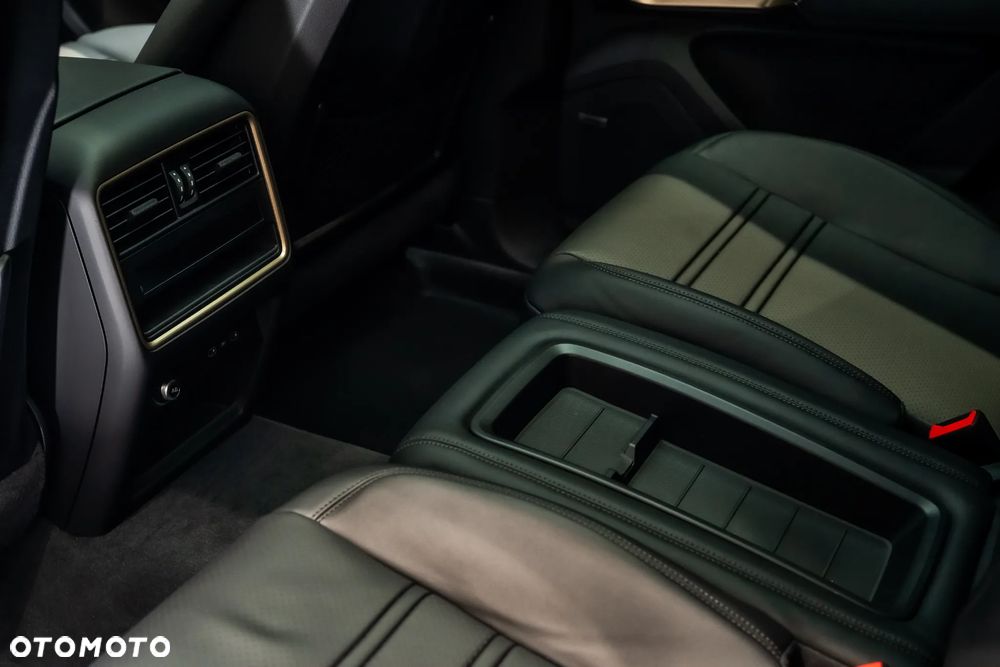 Porsche Cayenne Black Edition - 26