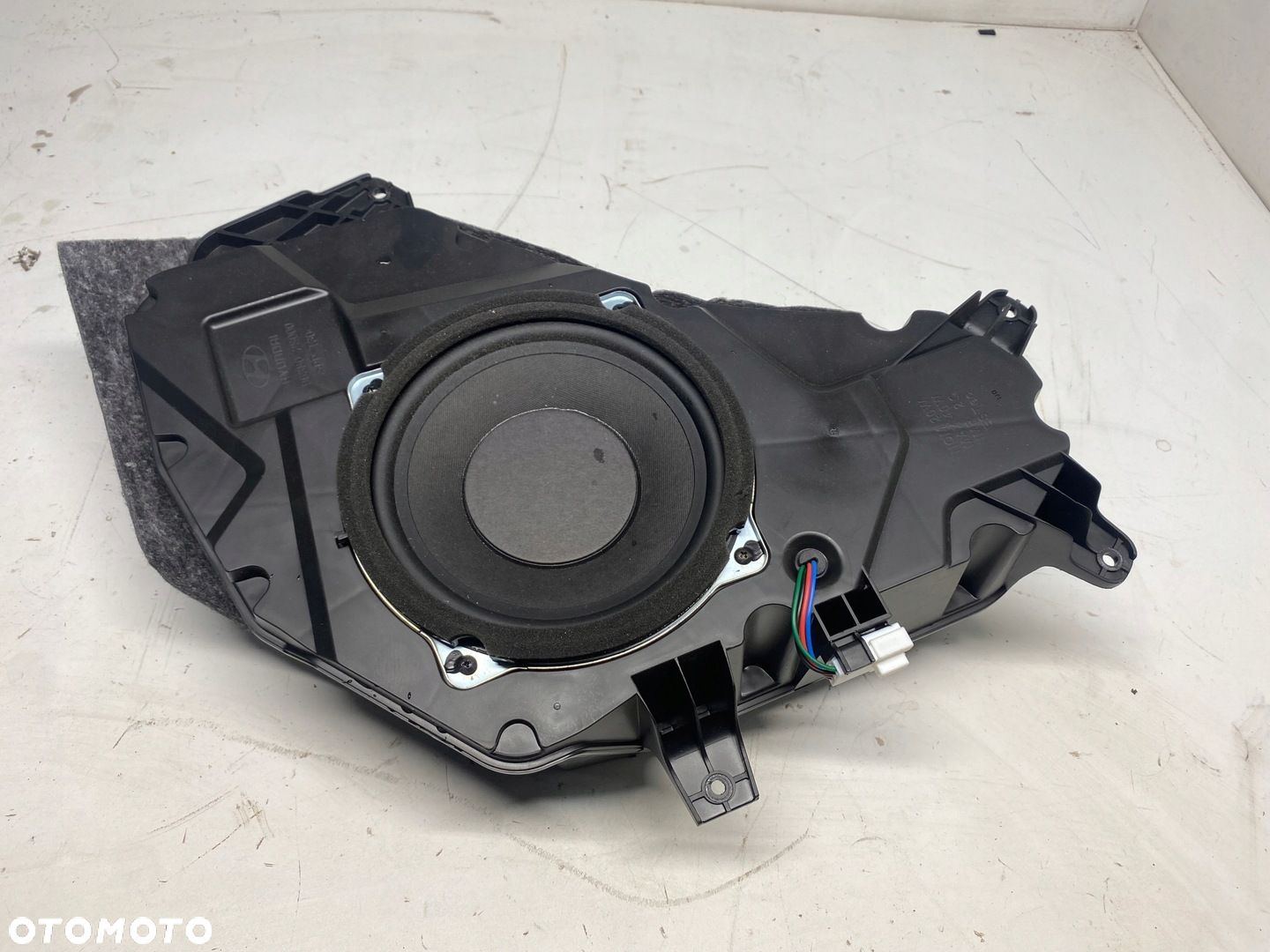 HYUNDAI IX35 GŁOŚNIK BASOWY SABWOOFER 10-15 96380-2S000 - 1