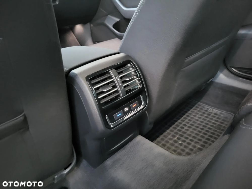 Volkswagen Passat 1.8 TSI BMT Comfortline - 14