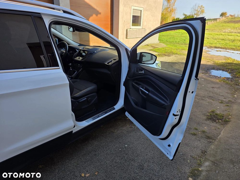 Ford Kuga 2.0 TDCi 4x4 Trend - 15