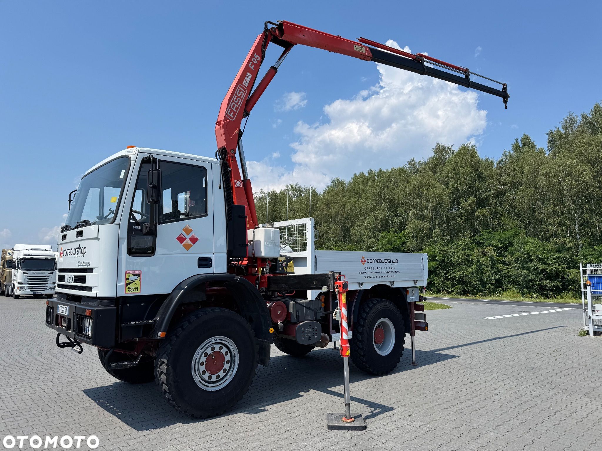 Iveco EuroCargo 135E23 4x4 mało używany/Dżwig /super stan - 1