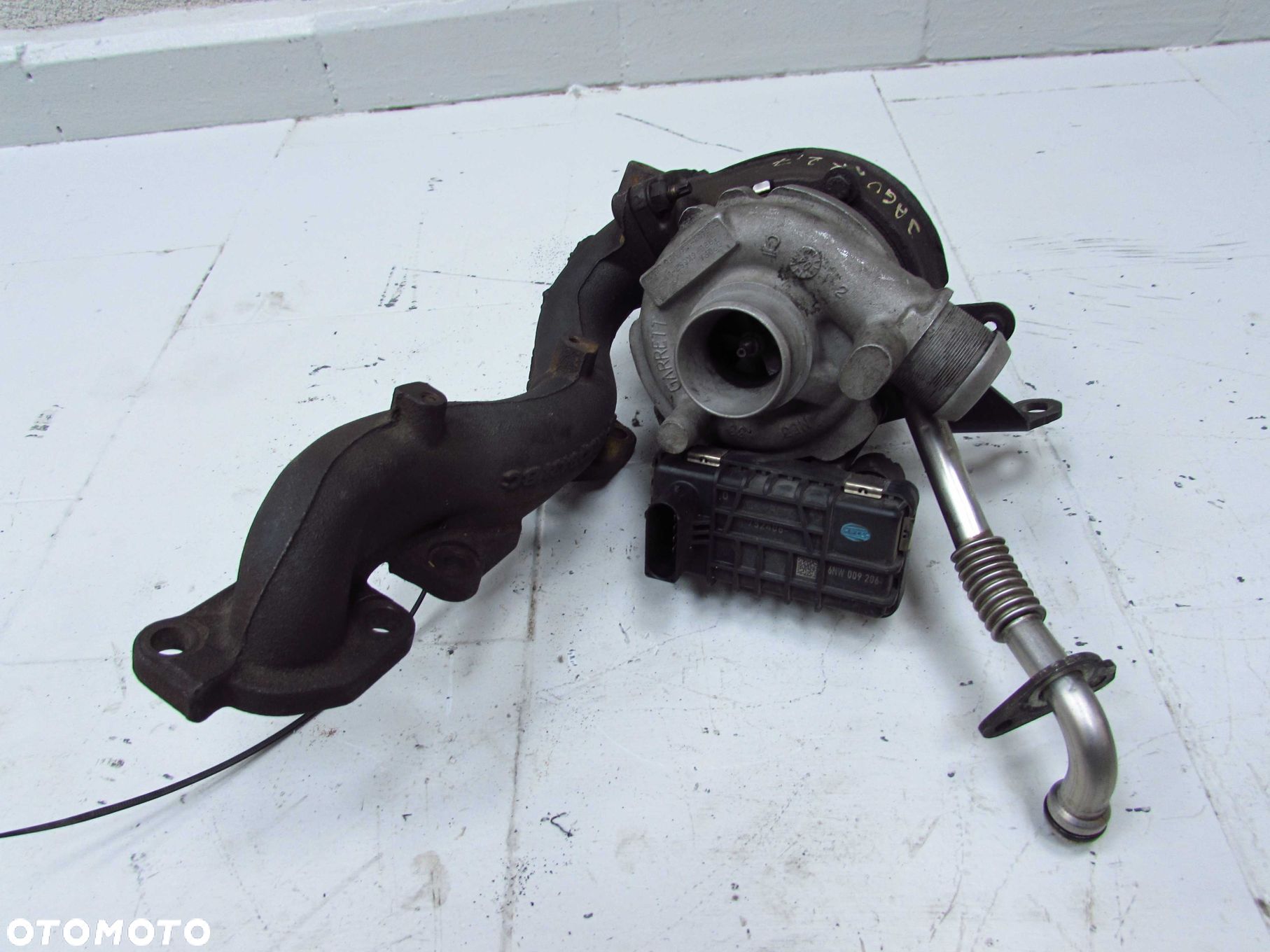 JAGUAR XF XJ 2.7 V6 TURBINA TURBO TURBOSPREZARKA LEWA NASTAWNIK 4R8Q-6K682-BK - 1