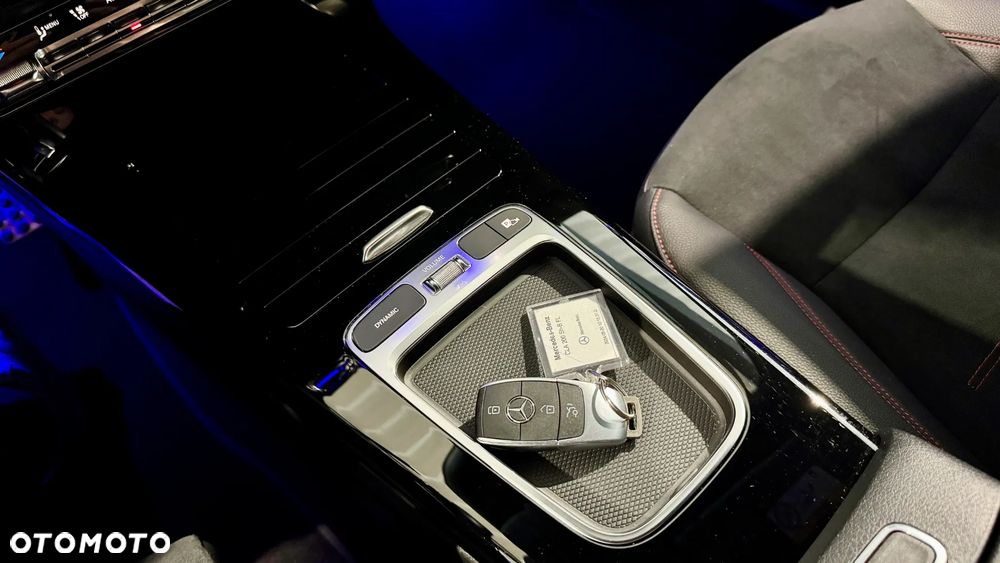 Mercedes-Benz CLA 200 mHEV AMG Line 7G-DCT - 29