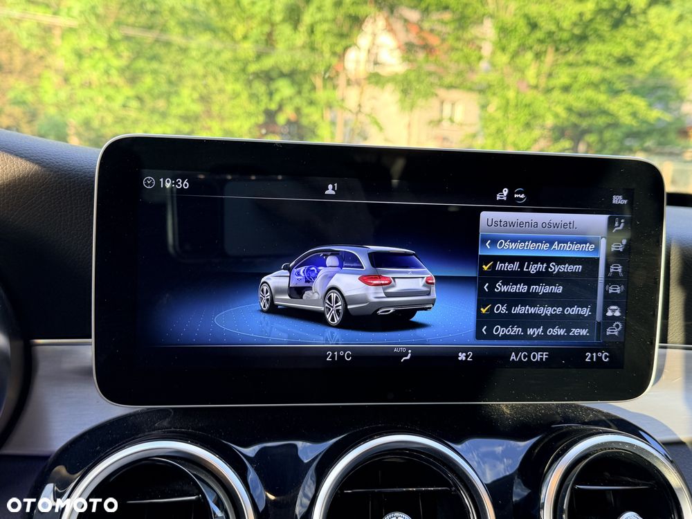 Mercedes-Benz Klasa C 300 e 9G-TRONIC - 18