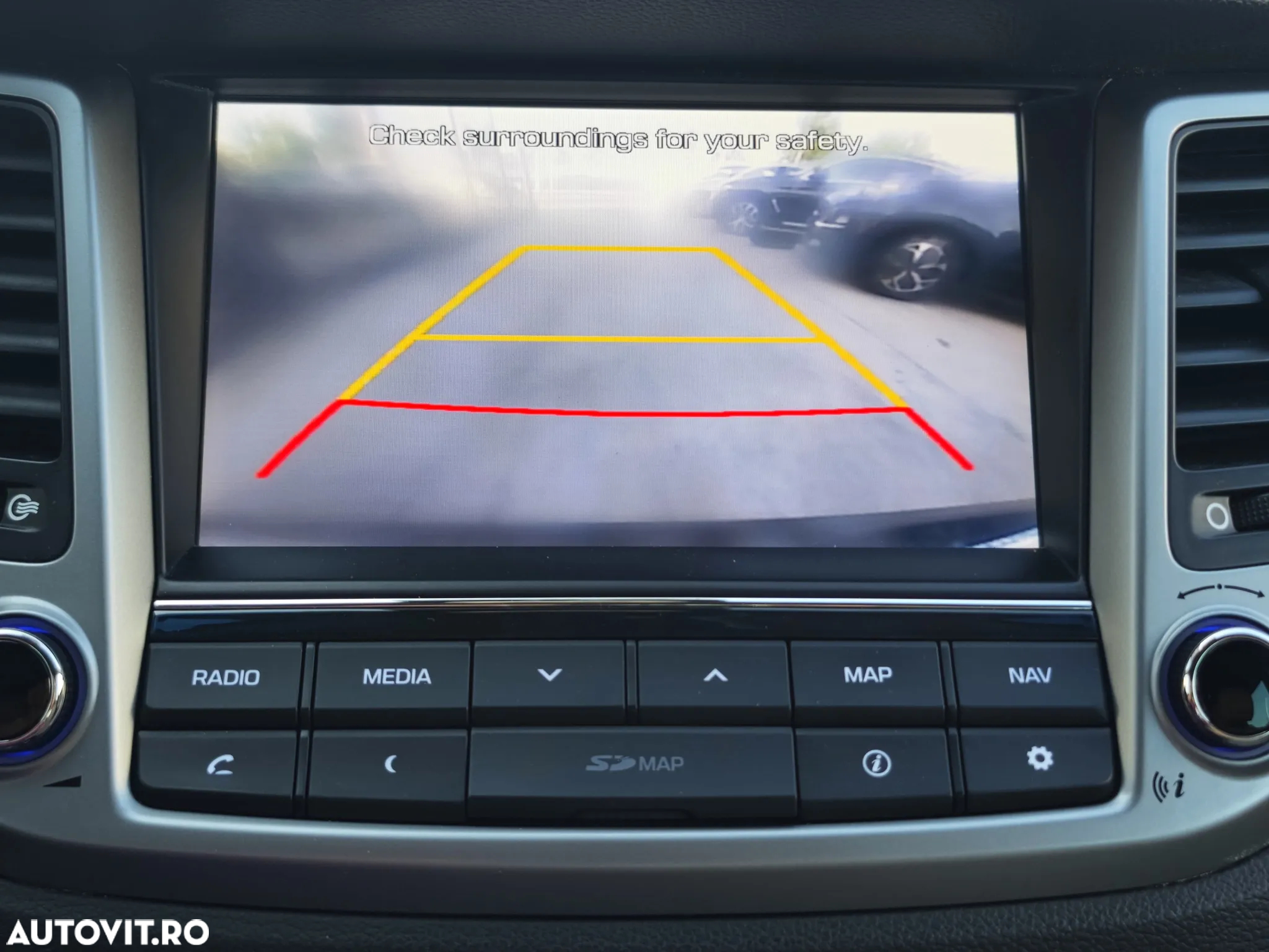 Hyundai Tucson 2.0 CRDI 4WD 8AT Luxury - 20