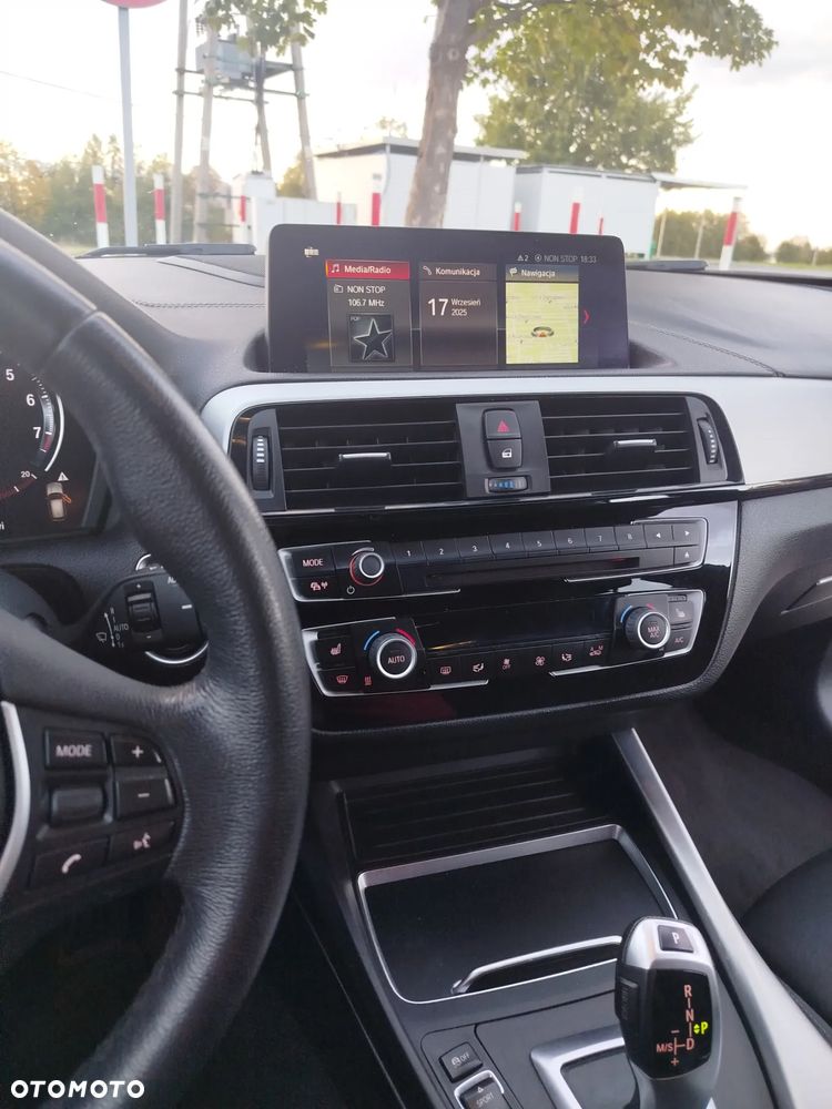 BMW Seria 1 118i GPF Sport Line Shadow - 13