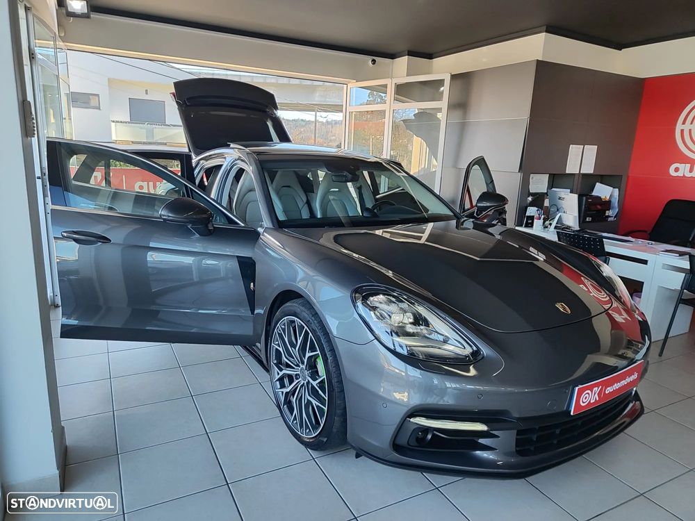 Porsche Panamera 4 E-Hybrid Platinum Edition - 18