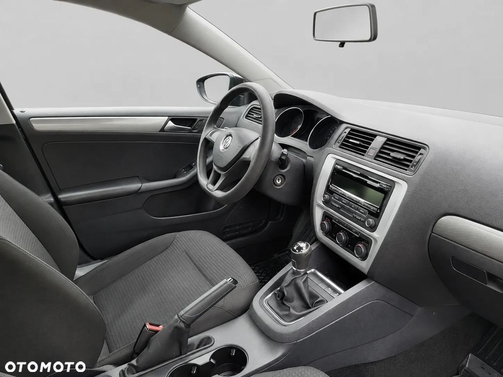 Volkswagen Jetta 2.0 TDI DPF BMT Comfortline - 9