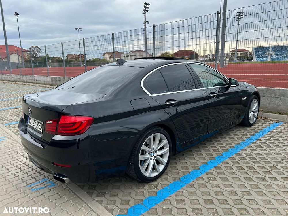 BMW Seria 5 550i xDrive Sport-Aut. - 16