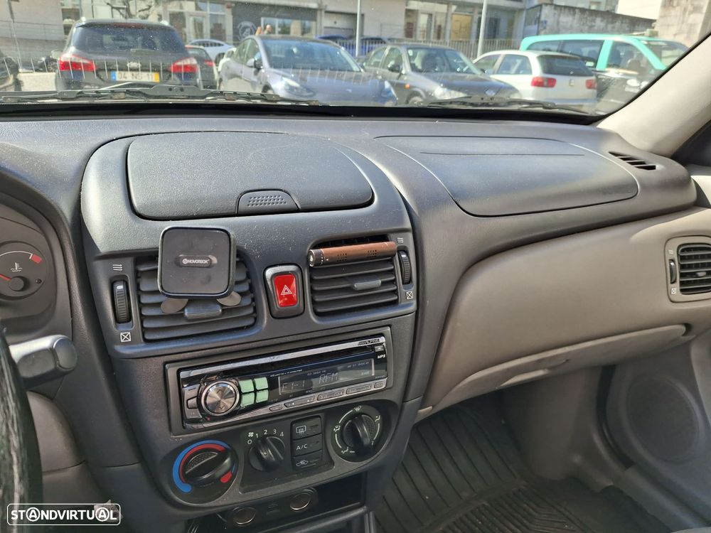 Nissan Almera 2.2 Di Elegance - 6