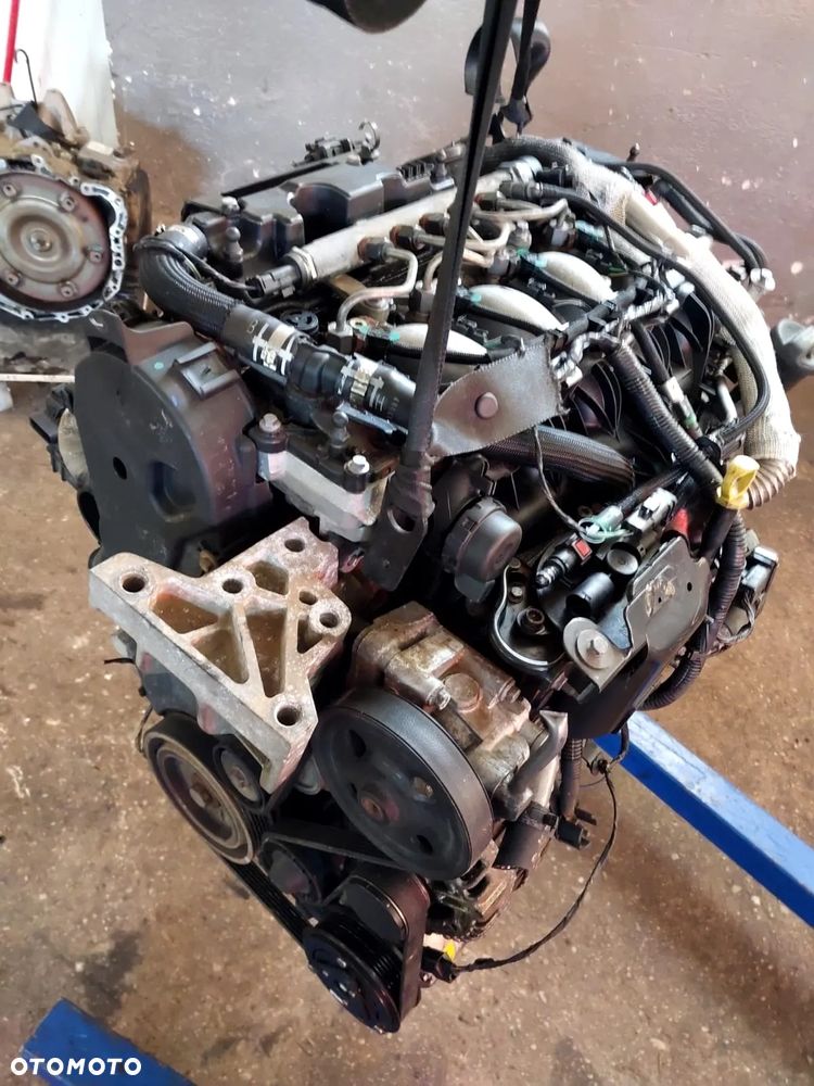 JAGUAR XF  LAND ROVER DISCOVERY FREELANDER SILNIK 2.2D 224DT - 2