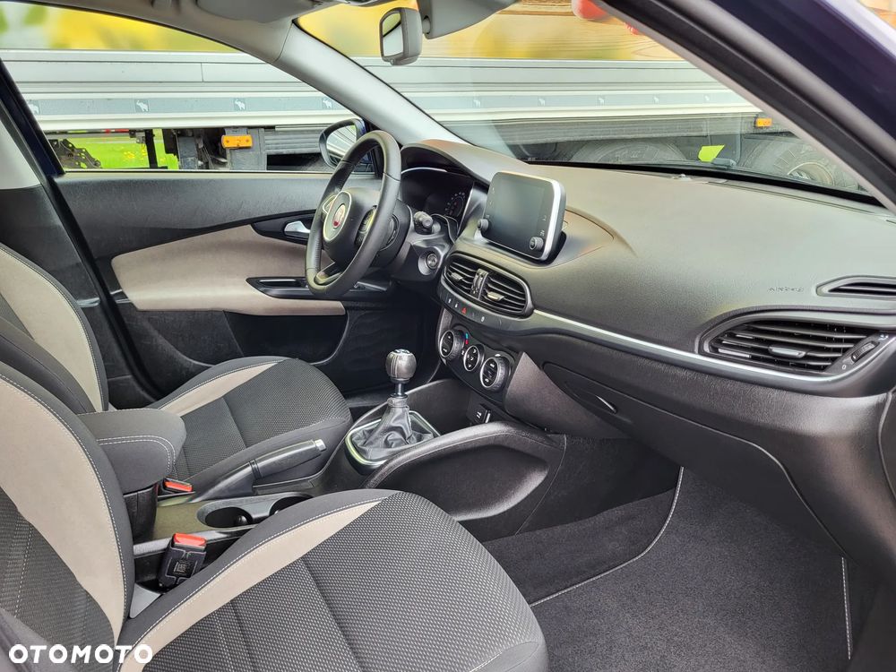 Fiat Tipo 1.4 T-Jet Lounge - 31