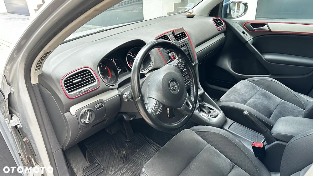 Volkswagen Golf - 18