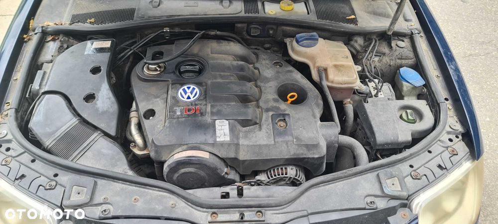 Volkswagen Passat - 6