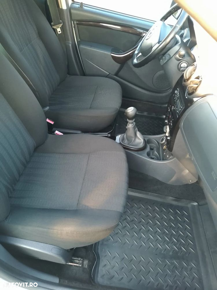 Dacia Duster 1.5 dCi 4x4 Laureate - 16