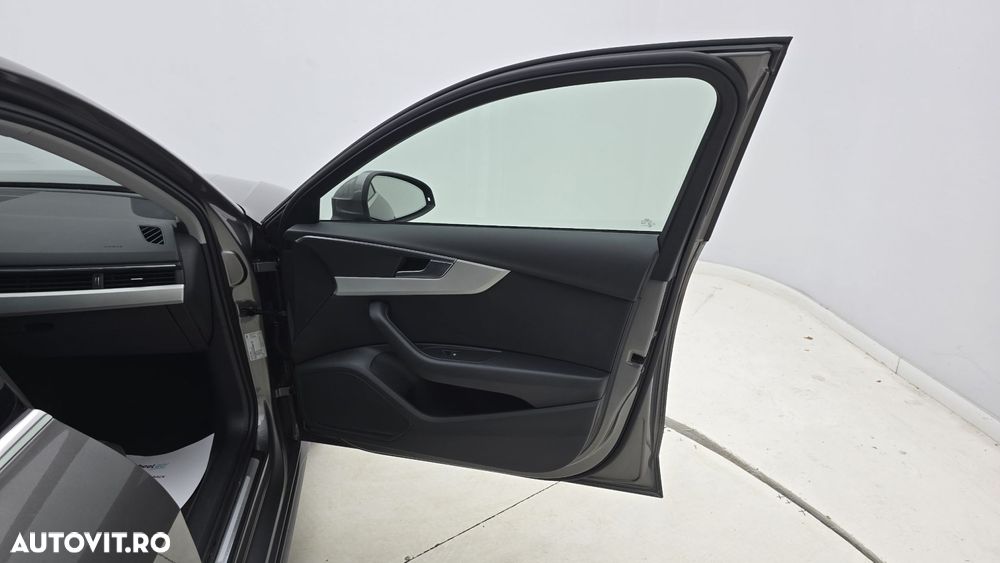 Audi A4 30 TDI S tronic MHEV Basic - 18