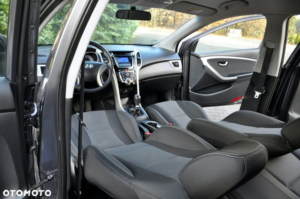 Hyundai i30 1.4 Comfort - 27