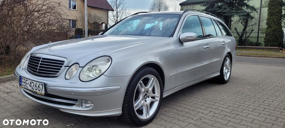 Mercedes-Benz Klasa E 500 4Matic Automatik Avantgarde - 2