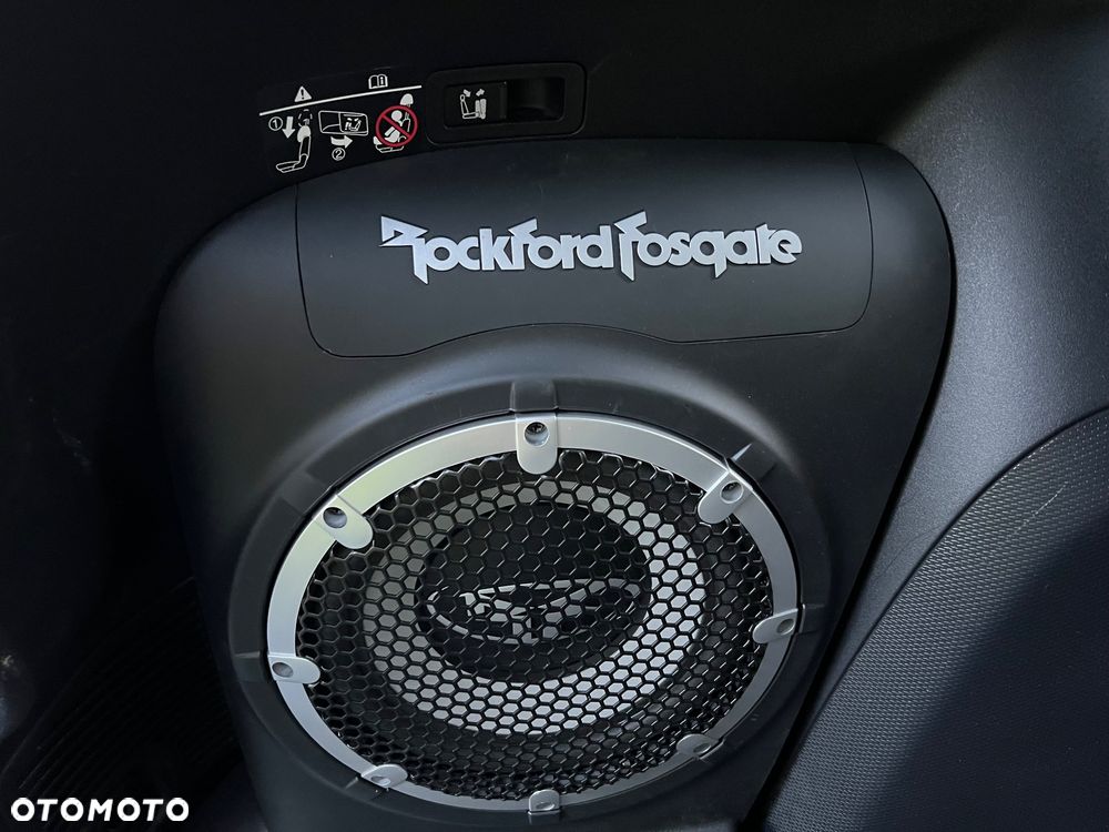 Mitsubishi Outlander 2.0 Intense 2WD - 18