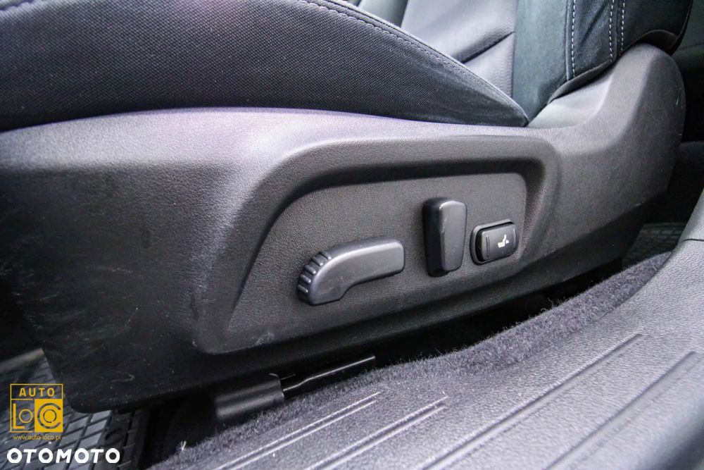 Subaru Outback 2.5i Exclusive - 29