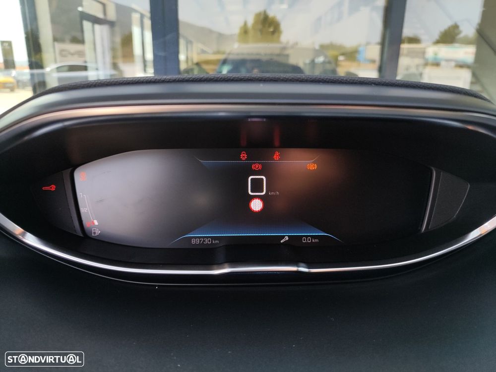 Peugeot 5008 1.5 BlueHDi GT - 28