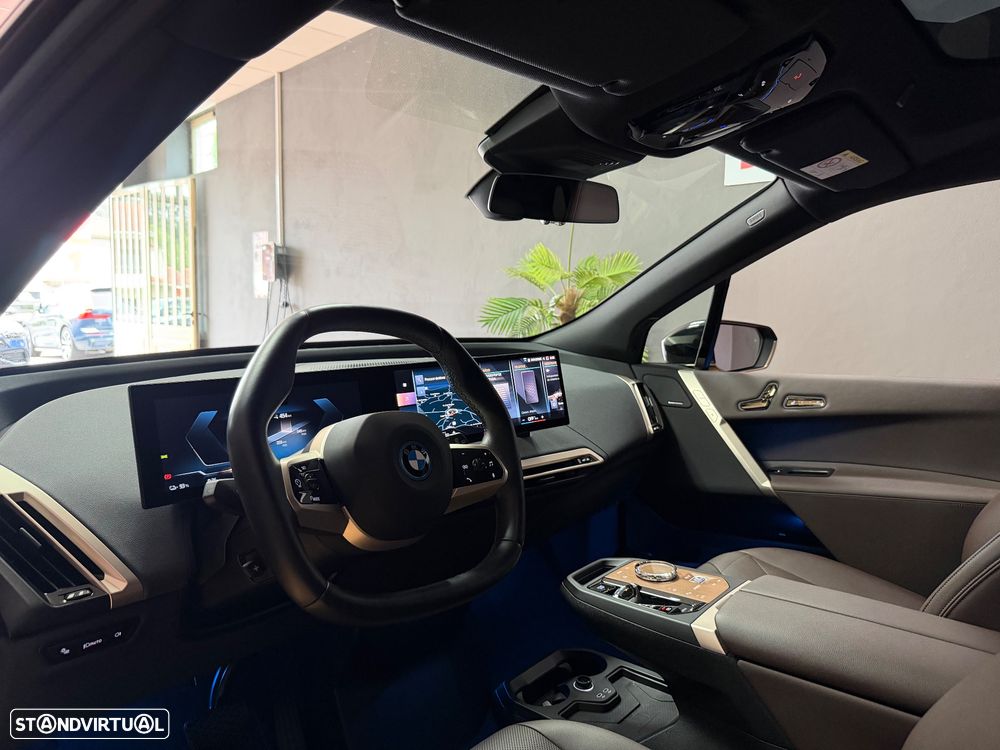 BMW iX xDrive 50 Pack Desportivo - 6
