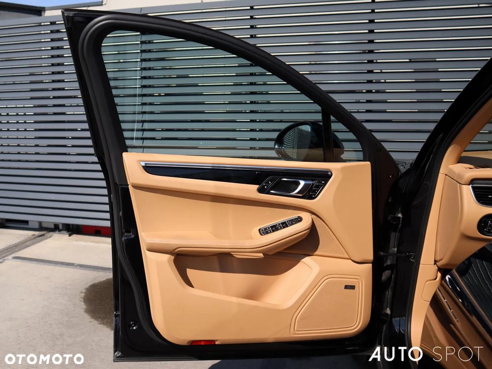 Porsche Macan S - 15