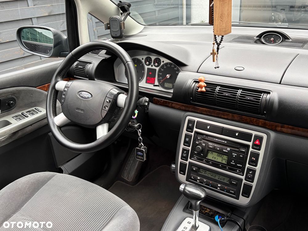 Ford Galaxy TDI Ghia - 33