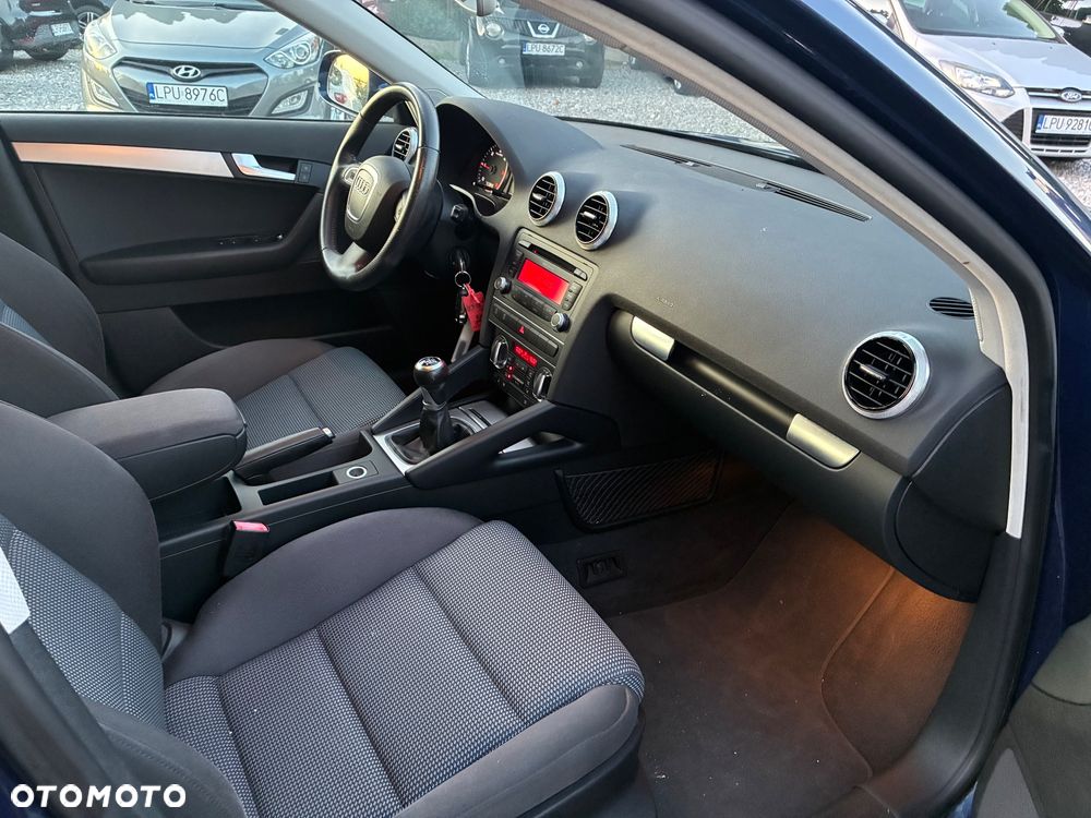 Audi A3 Sportback - 12