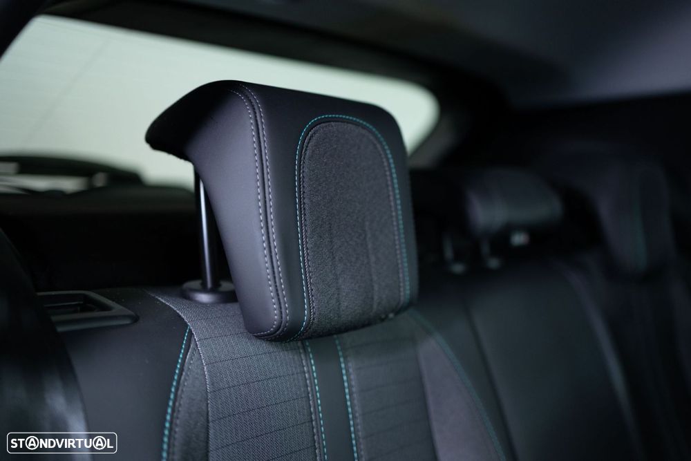 Peugeot e-2008 50 kWh Allure - 28