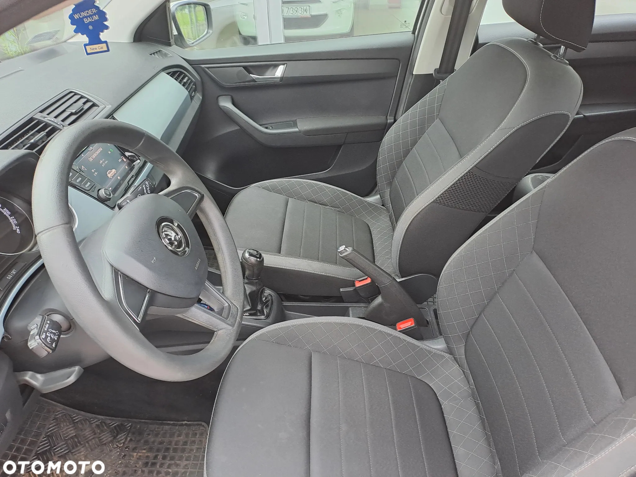 Skoda Fabia - 20