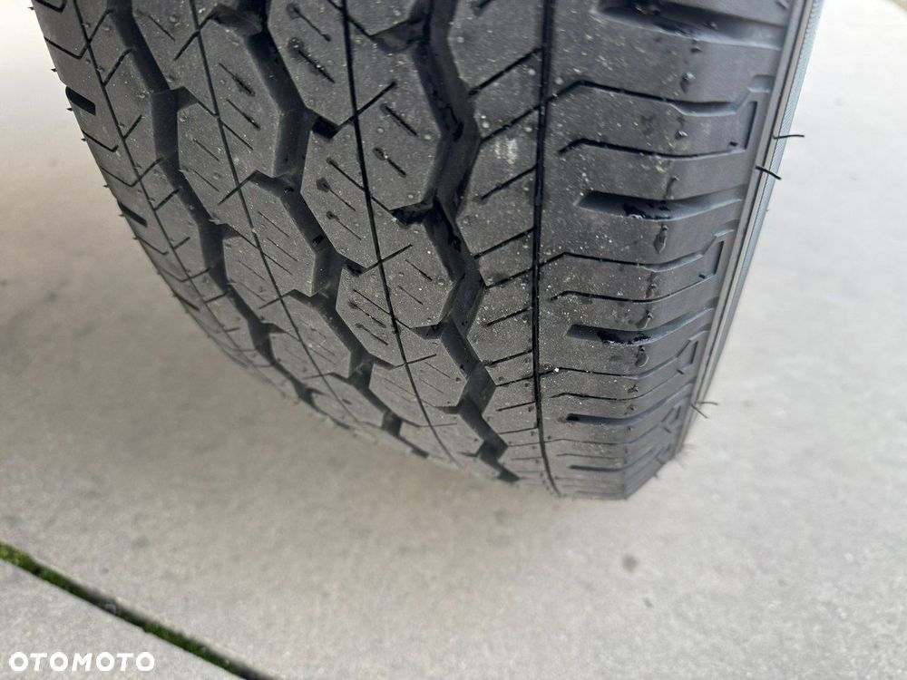 Mercedes-Benz Sprinter - 23