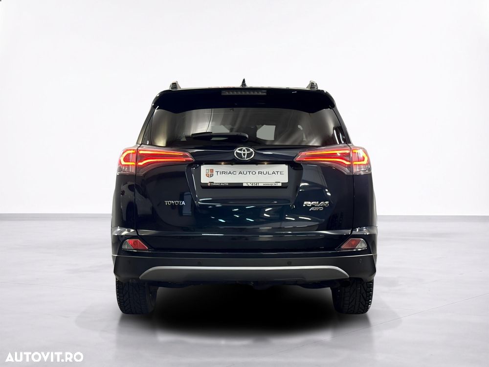 Toyota RAV4 - 5