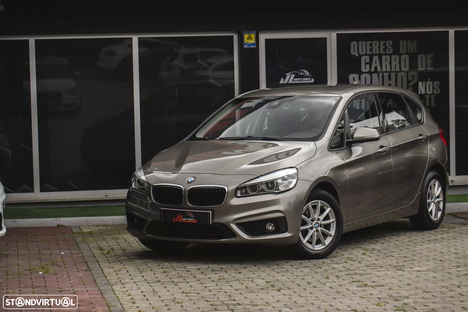 BMW 216 Gran Tourer d - 3