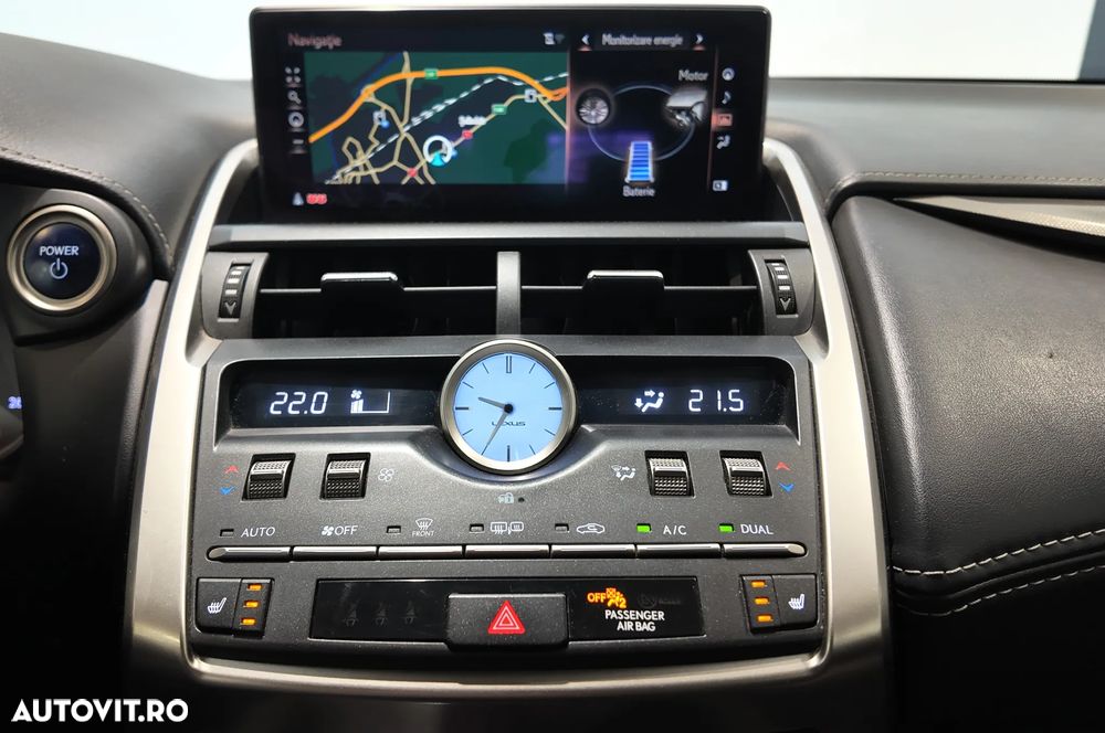 Lexus Seria NX 300h E-FOUR F SPORT - 30