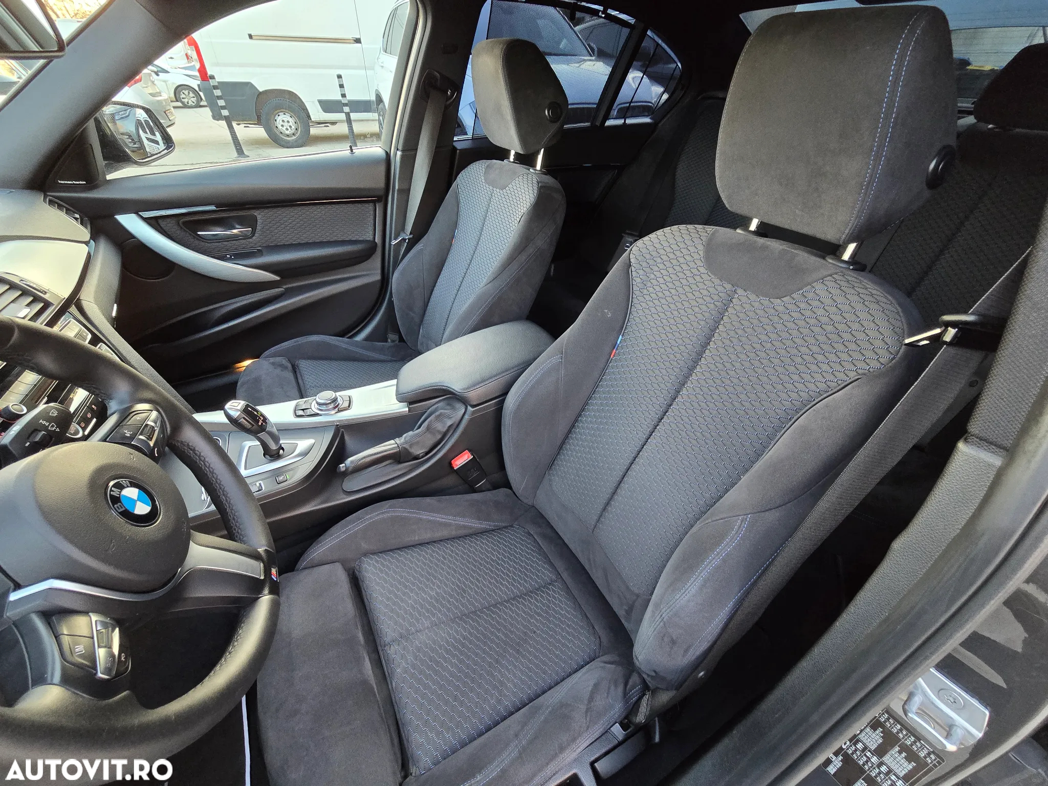 BMW Seria 3 318i Aut. M Sport - 17