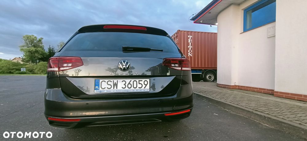 Volkswagen Passat - 31