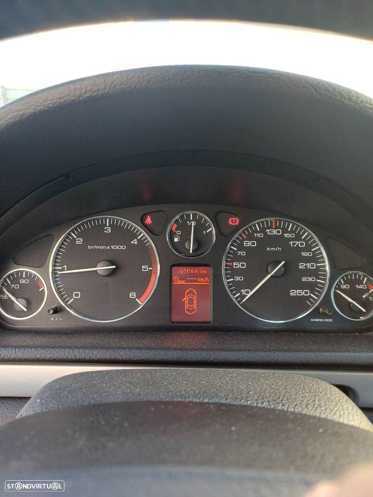 Peugeot 407 2.0 HDi Sport - 9