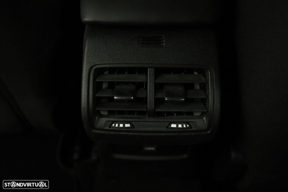 Citroën C4 1.2 PureTech Plus EAT8 - 24