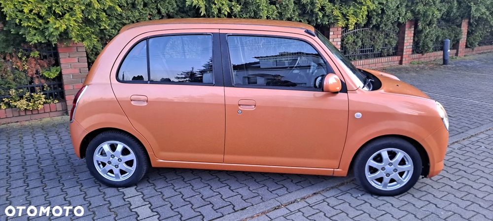 Daihatsu Trevis 1.0 Junior - 18