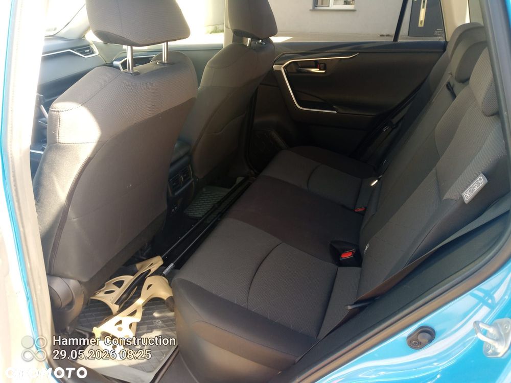 Toyota RAV4 - 24