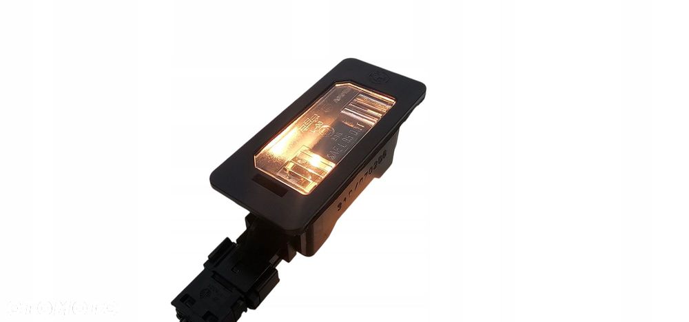 Bmw E39 E90 E92 E60 E71 Lampka Podświetlenie Tablicy Rejestracyjnej 7165646 - 1