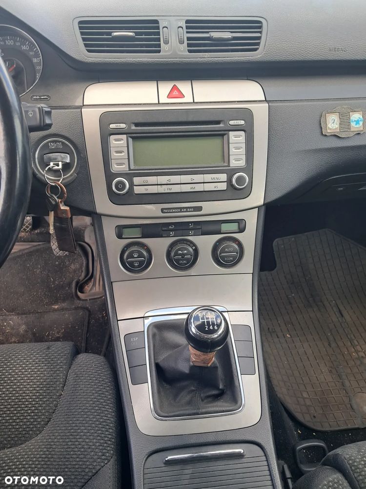 DAWCA CZĘŚCI VW PASSAT B6 SEDAN 2006 2.0 TDI140 KM BKP KL LC5F - 11