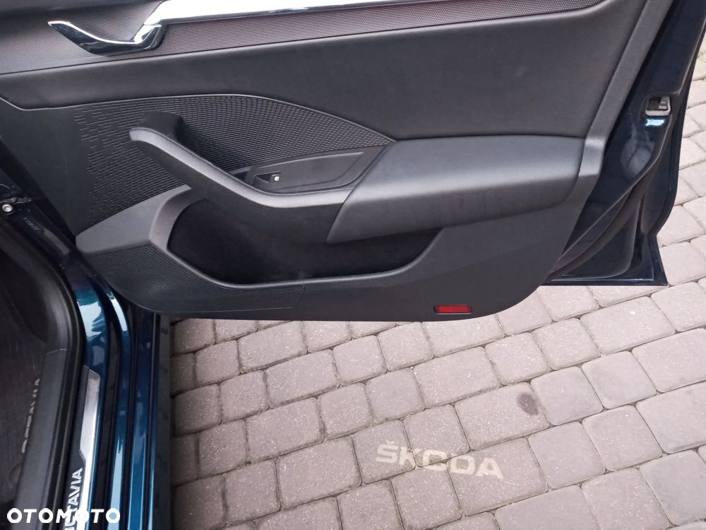 Skoda Octavia 1.5 TSI ACT Style - 29