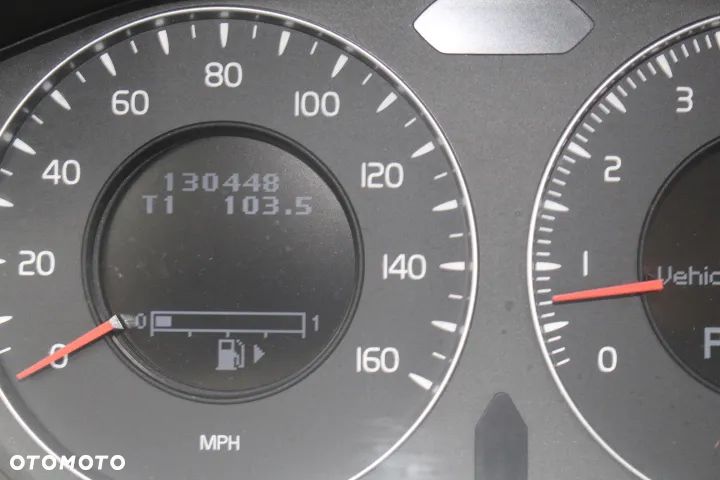 Volvo XC 70 3.2 AWD Momentum - 17