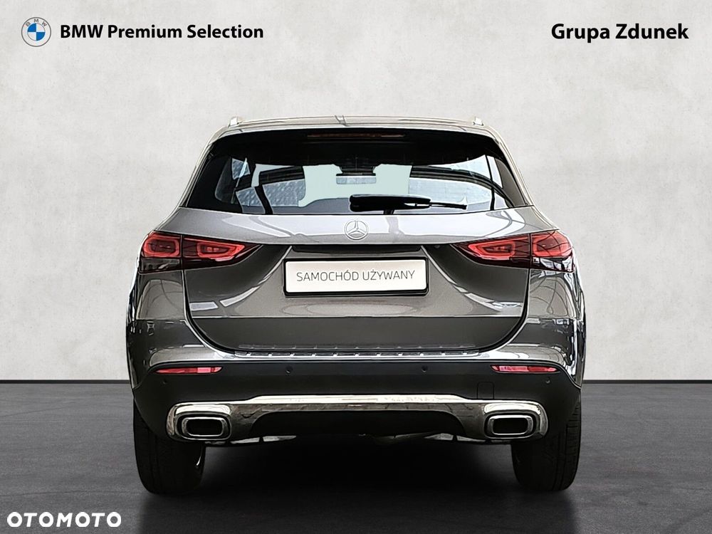 Mercedes-Benz GLA - 6