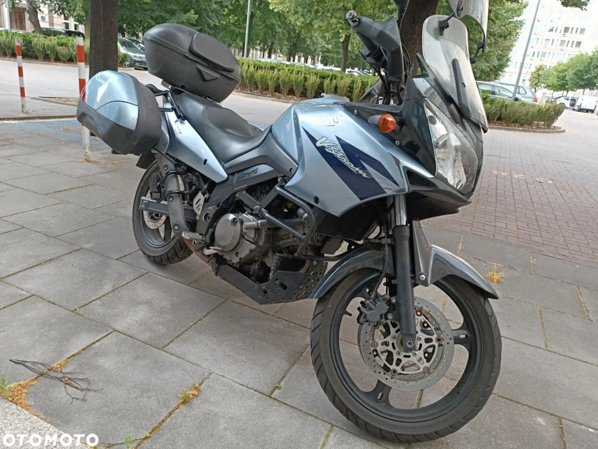 Suzuki DL